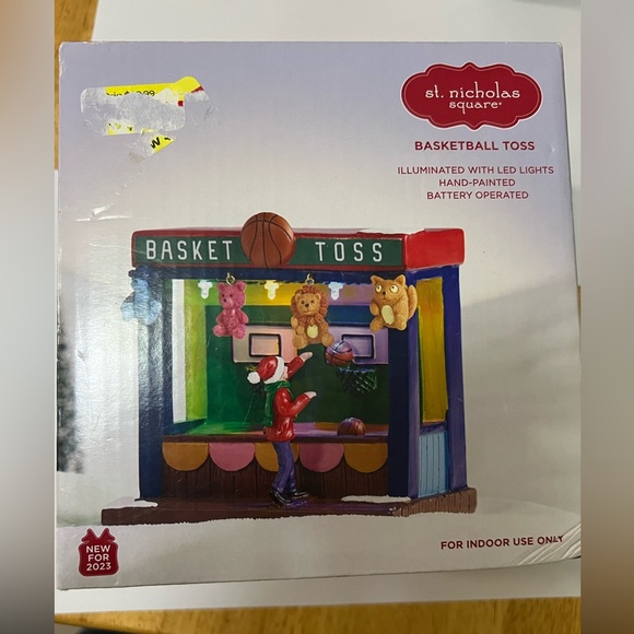 St. Nicholas Square® Lighted Basketball Toss Table Décor NEW in box MSRP $50 - Picture 6 of 8